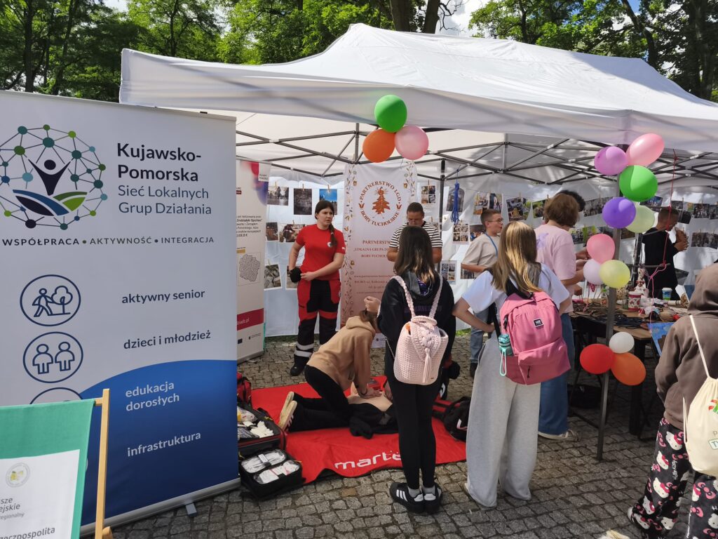 Przystanek JP 2 Inspiracja-spotkanie-działanie 3 1000004911 - ziemia gotyku