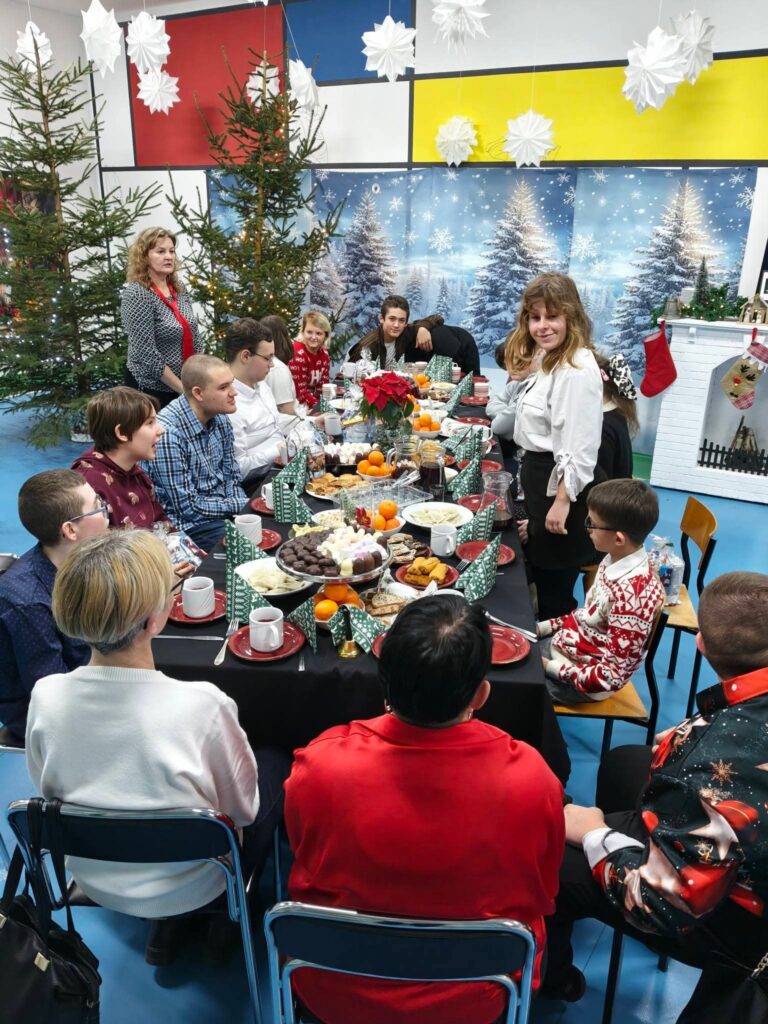 Klub młodzieżowy TACY SAMI w Chełmży 13 FB IMG 1780034891004 - ziemia gotyku